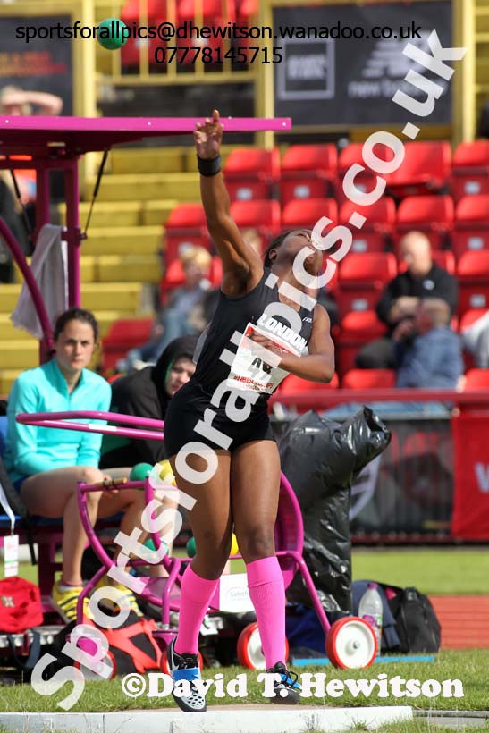 Inter girls shot, English Schools Track and Field. Photo: David T. Hewitson/Sports for All Pics